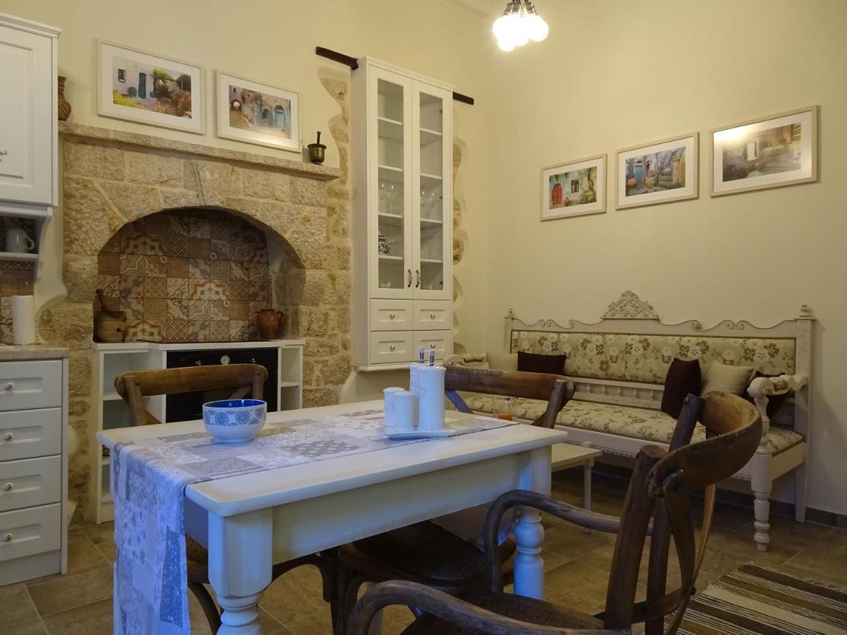 Muse Mese Villa Chalki Town Exteriör bild